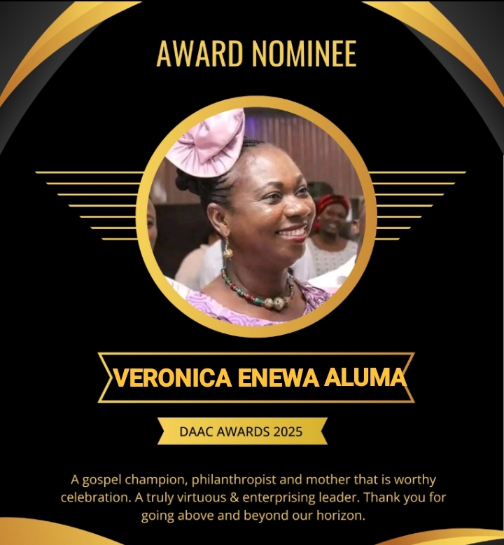 $categoryName }} nominee